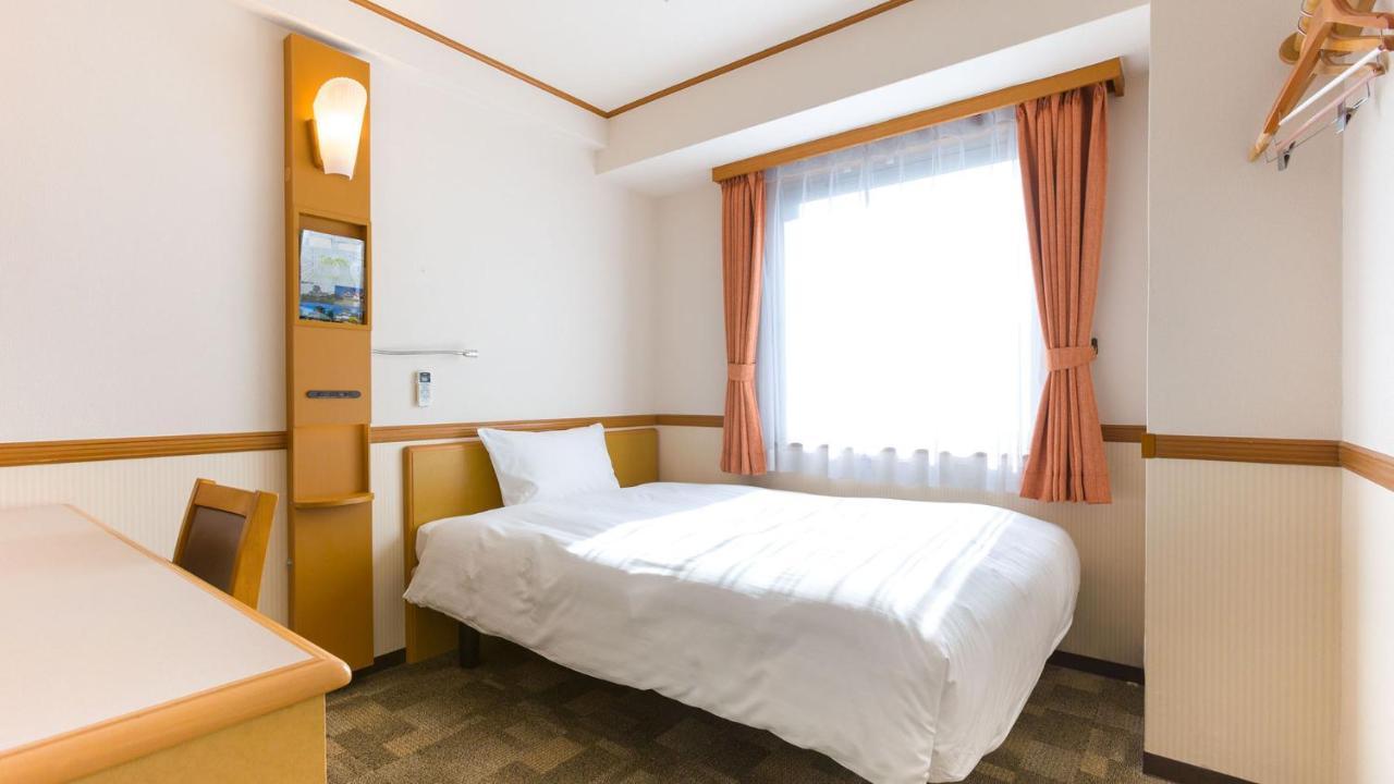 Toyoko Inn Osaka Jr Noda Ekimae Екстер'єр фото