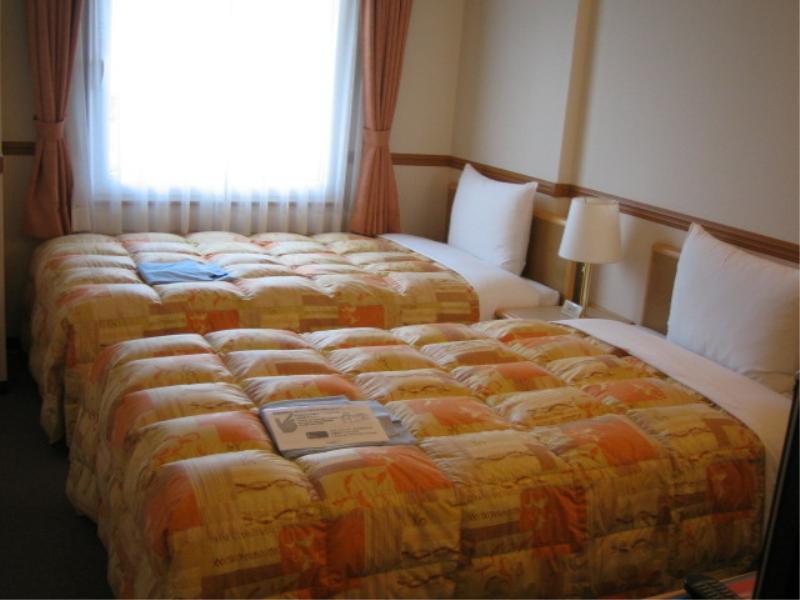 Toyoko Inn Osaka Jr Noda Ekimae Екстер'єр фото